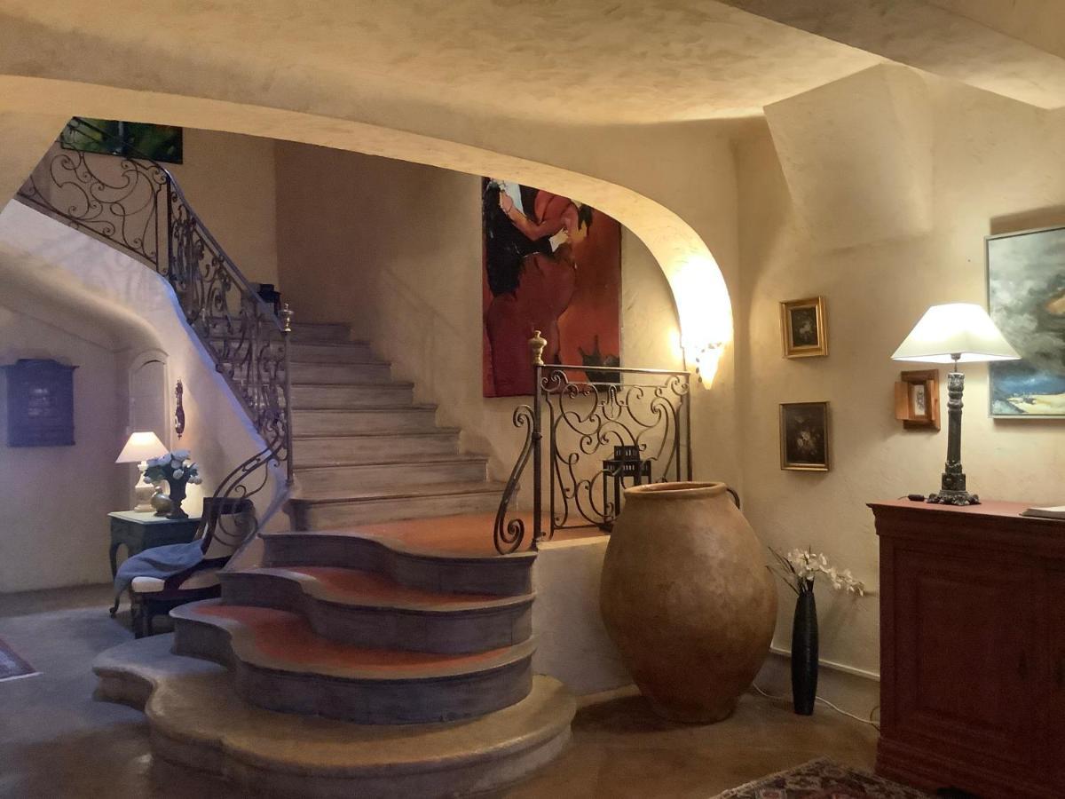 Bed and Breakfast Maison Du Midi Lorgues Exterior foto
