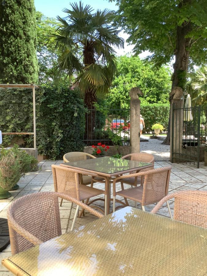 Bed and Breakfast Maison Du Midi Lorgues Exterior foto