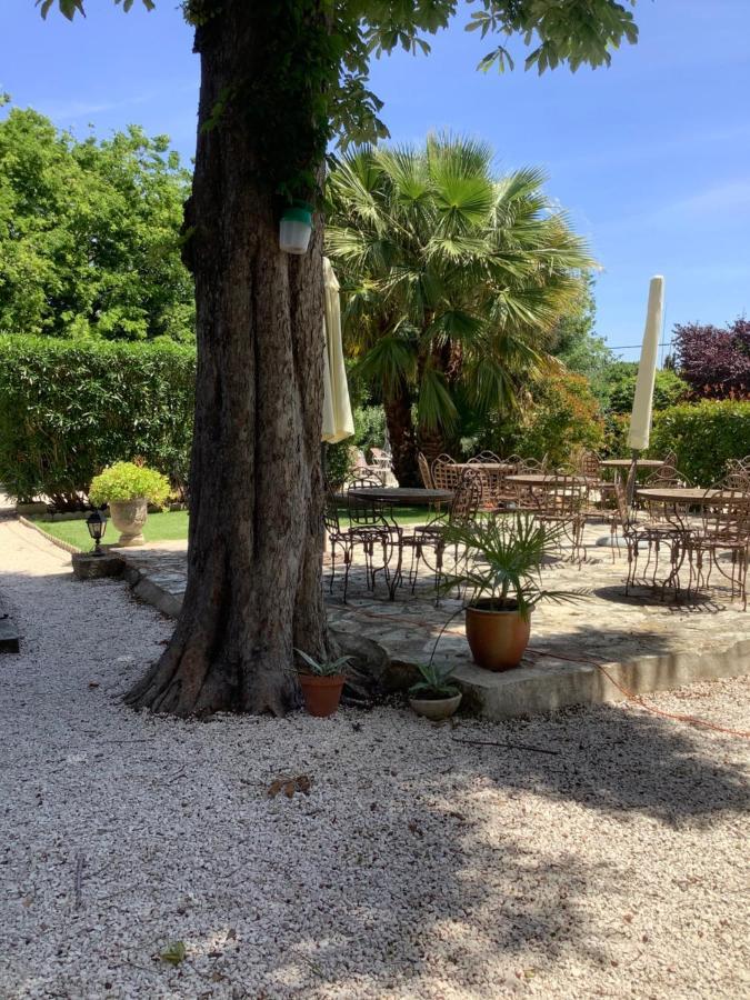 Bed and Breakfast Maison Du Midi Lorgues Exterior foto